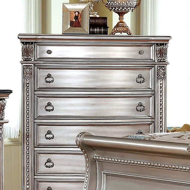 Traditional Style Champagne Chest