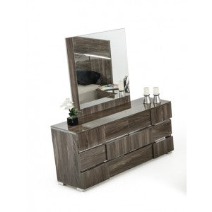 Modrest Picasso Italian Modern Grey Lacquer Dresser