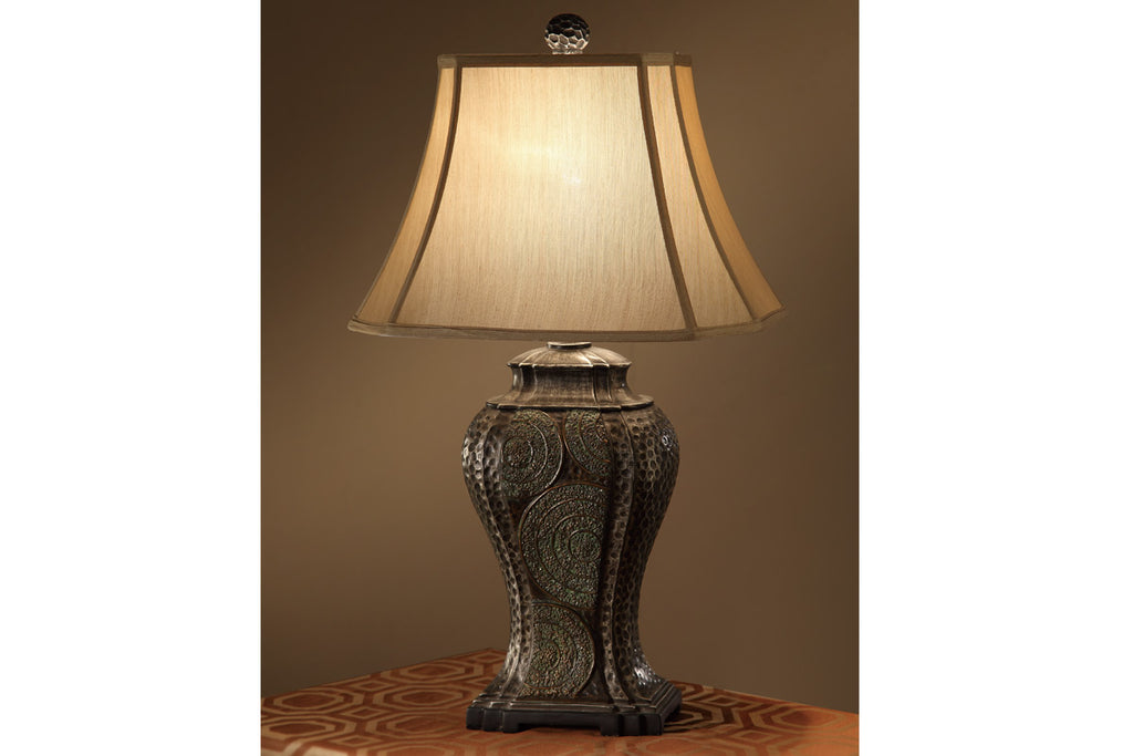 Eastern Pattern Table Lamp